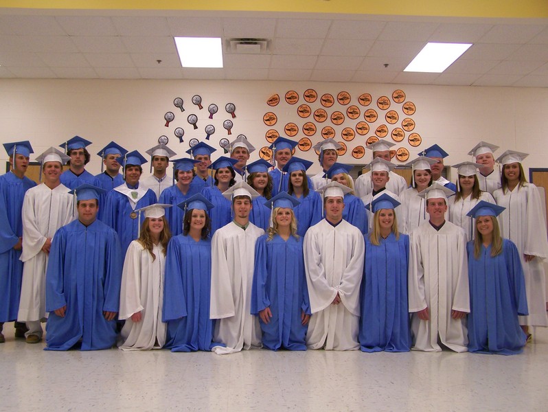 HowellsDodge Consolidated Howells High School Commencement Ceremony Held May 9