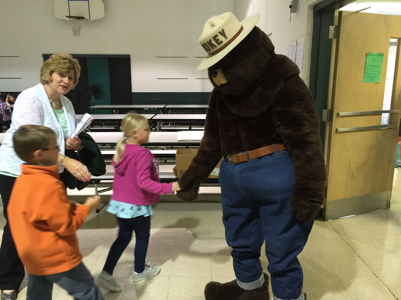 HowellsDodge Consolidated Firefighters and Smokey the Bear Visit