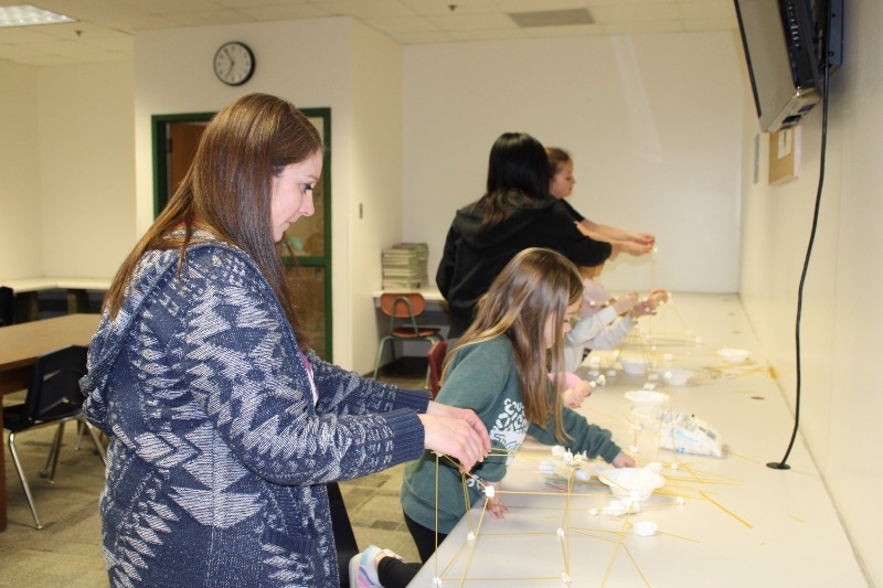 HowellsDodge Consolidated Elementary Literacy Night Held Monday