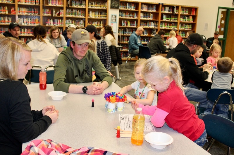 HowellsDodge Consolidated Elementary Literacy Night Held Monday